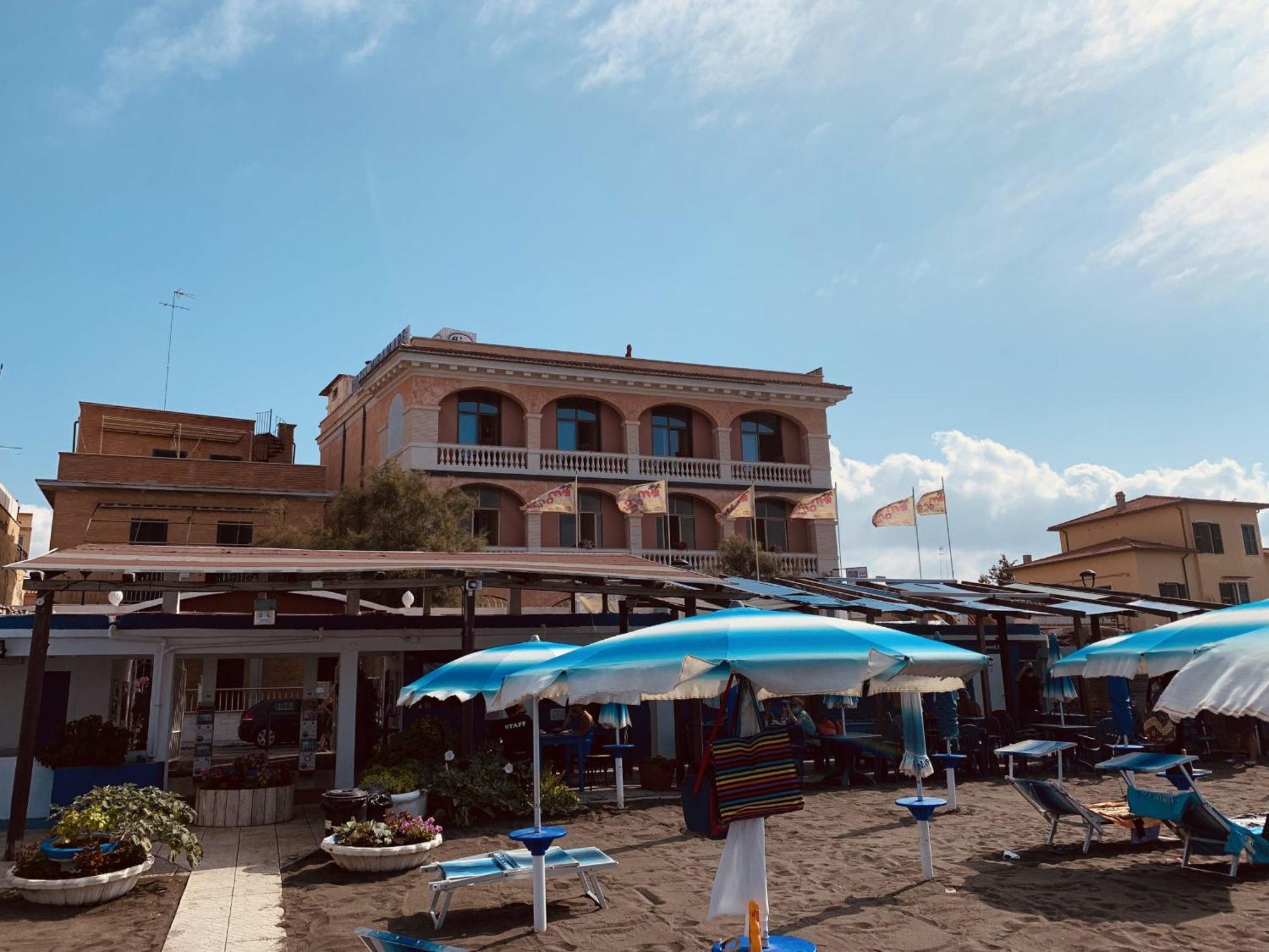 Hotel Miramare Ladispoli Exterior foto